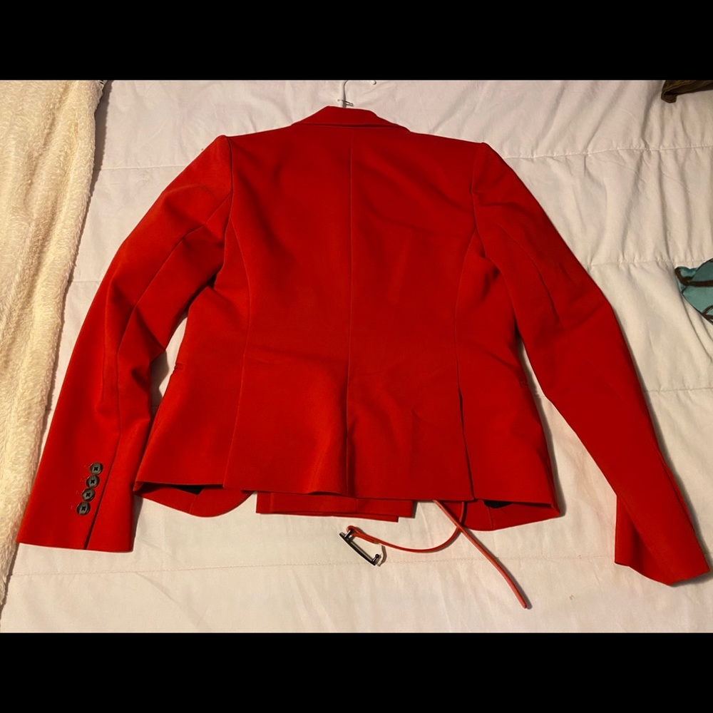 T8 Red suit - Picture 3 of 8